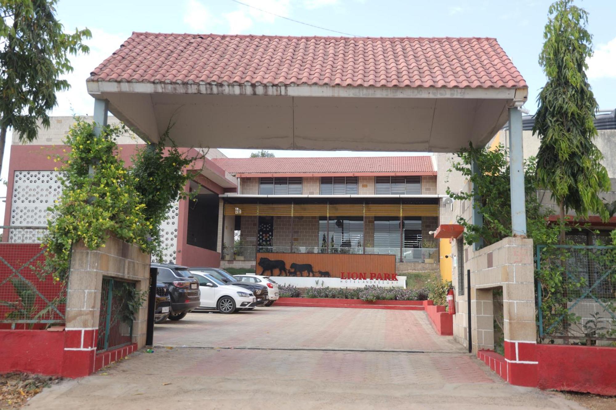 라이언 파크 호텔 앤 리조트 사산 기르 외부 사진